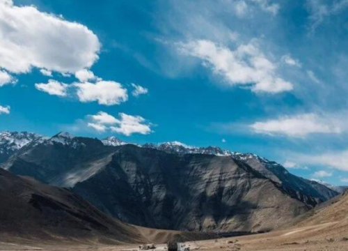 Leh Ladakh Tour Package